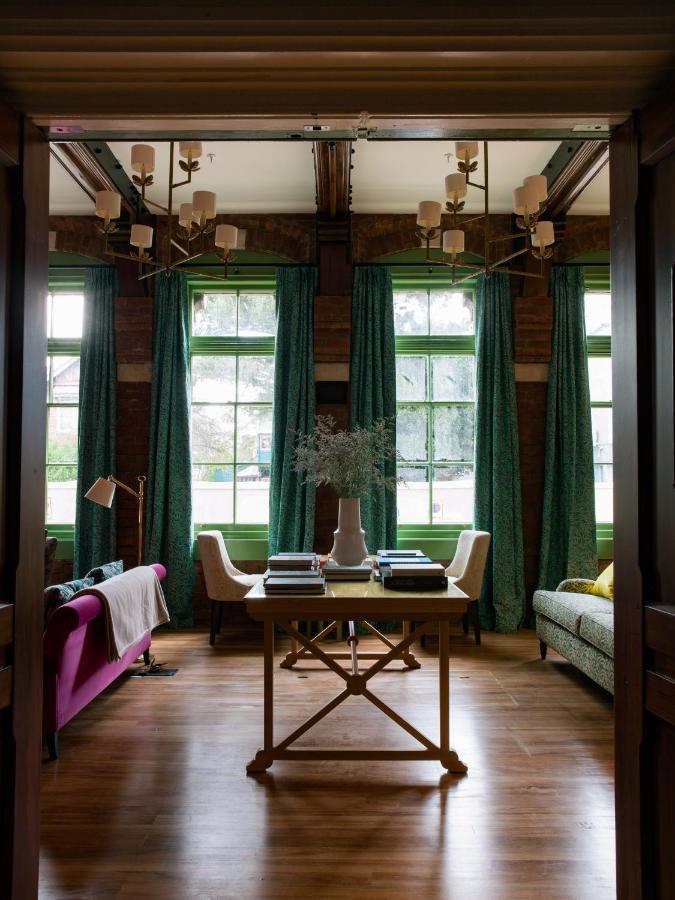The Observatory Hotel Christchurch Luaran gambar The interior of the home